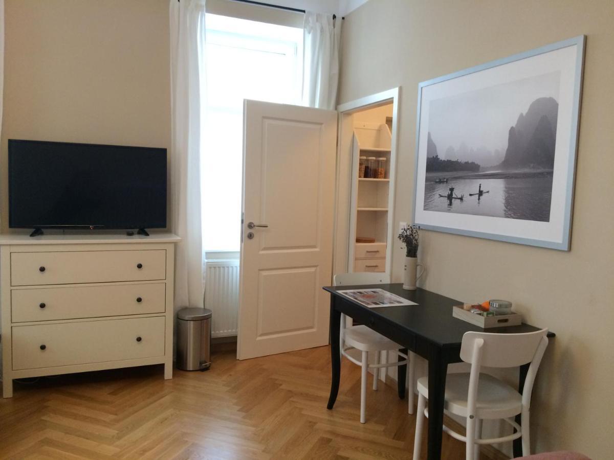 Studio U Parkplatz, Zentrale Ruhelage Neben Grunoase Daire Viyana Dış mekan fotoğraf